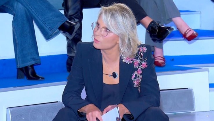 Maria De Filippi nello studio di C'è posta per te